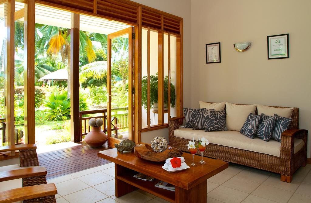 Les Villas D'Or Anse Volbert Village  Ngoại thất bức ảnh
